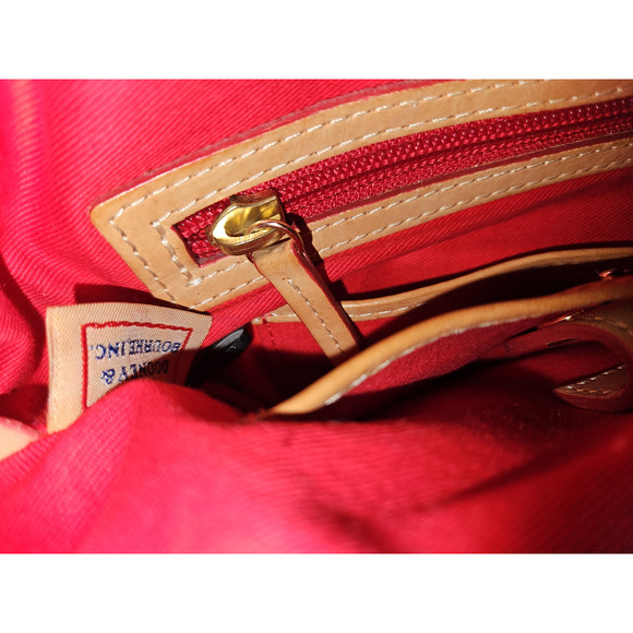 Dooney and Bourke Quilted Leather Handbag with COA - Picture 14 of 16